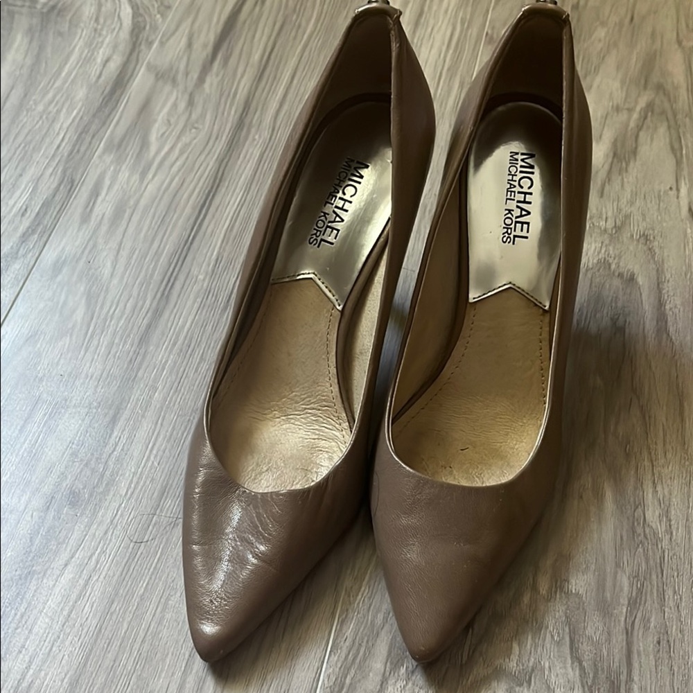 Michael Kors Brown Classic Heels